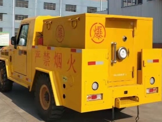固原凯龙爆破器材运输车：保障爆破任务的安全运行